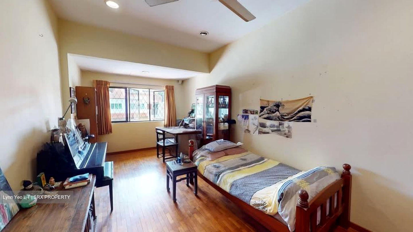 Tai Hwan Garden (D19), Terrace #604248101